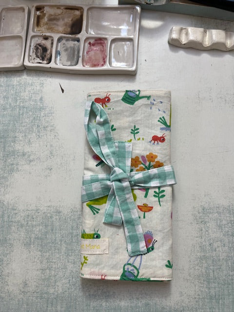 Grande Pochette crayons en tissu mes GRENOUILLETTES/vichy vert clair