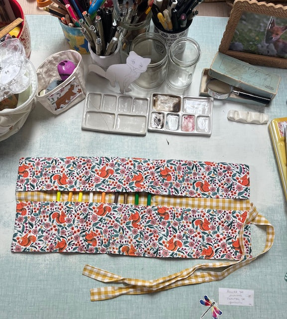 Grande Pochette crayons en tissu ECUREUIL/vichy ocre